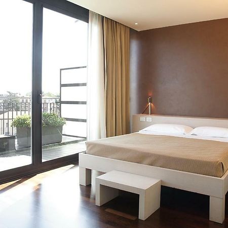 City Hotel Varese Luaran gambar