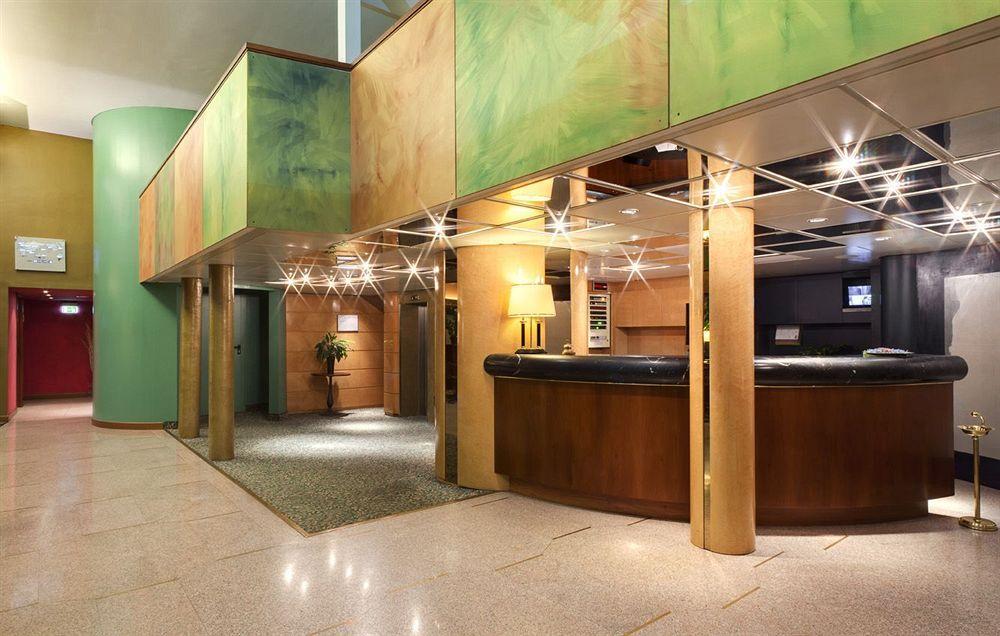 City Hotel Varese Luaran gambar