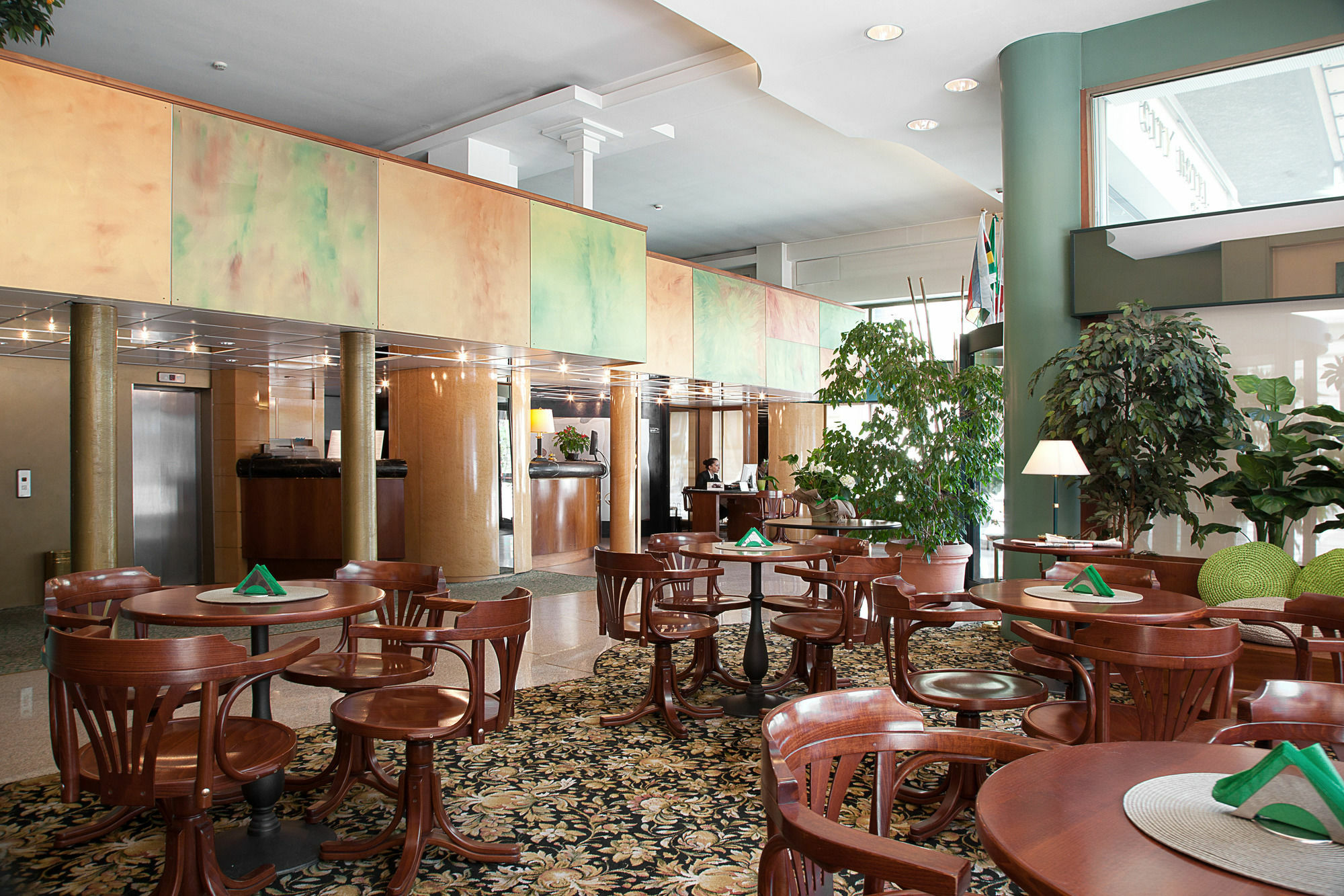 City Hotel Varese Luaran gambar
