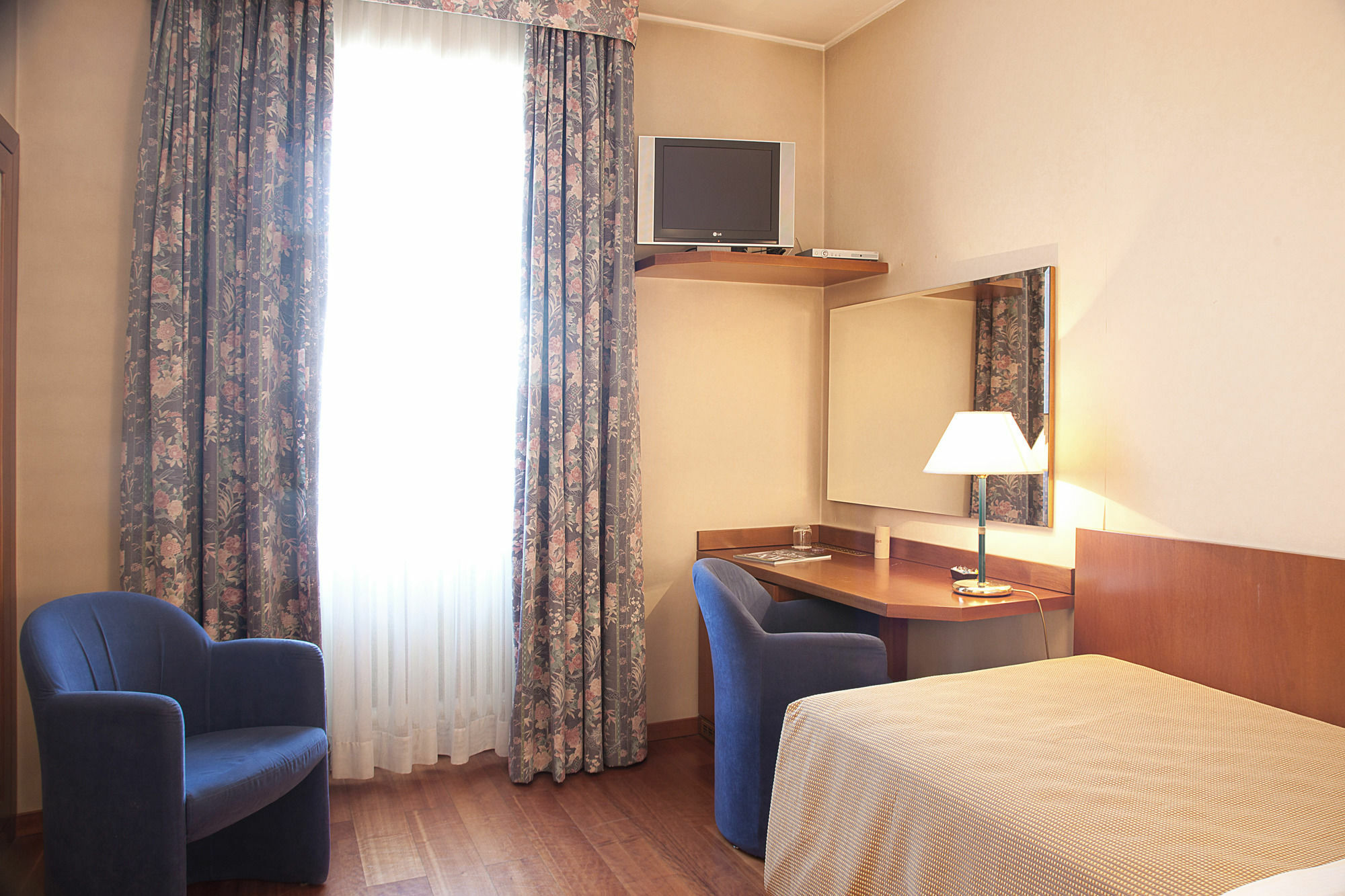 City Hotel Varese Luaran gambar
